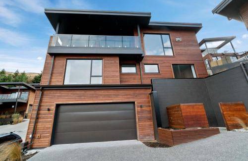 Frankton House | 130 m² House ∙ 3 bedrooms ∙ 6 guests
