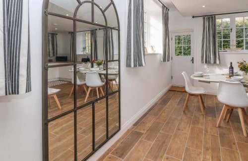 Hollow Meadows House | 130 m² House ∙ 3 bedrooms ∙ 6 guests