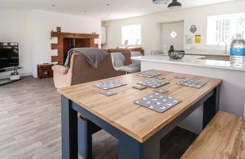 Bronygarth House | 130 m² House ∙ 3 bedrooms ∙ 6 guests