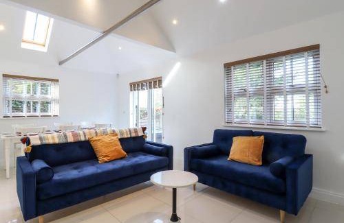 Bromley Common and Keston House | 130 m² House ∙ 3 bedrooms ∙ 6 guests