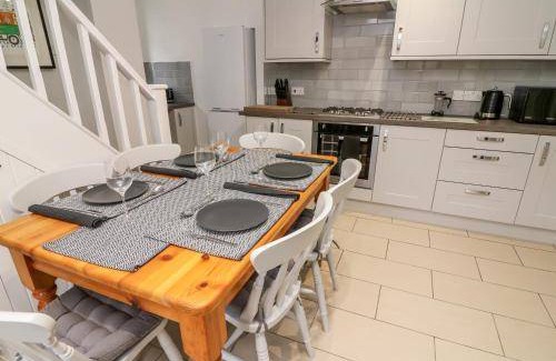 Cark House | 130 m² House ∙ 3 bedrooms ∙ 5 guests