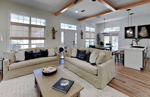 Sugarwood Beach House | 130 m² House ∙ 3 bedrooms ∙ 8 guests