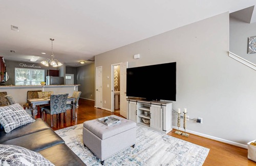 Winston - Salem House | 130 m² House ∙ 2 bedrooms ∙ 4 guests