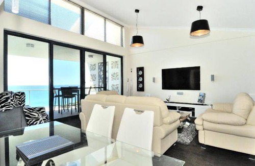 Rockingham Apartment | 130 m² Serviced apartment ∙ 3 bedrooms ∙ 6 guests