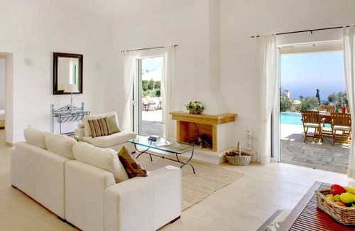 Vlachopoulatika Villa | 130 m² Villa ∙ 2 bedrooms ∙ 4 guests