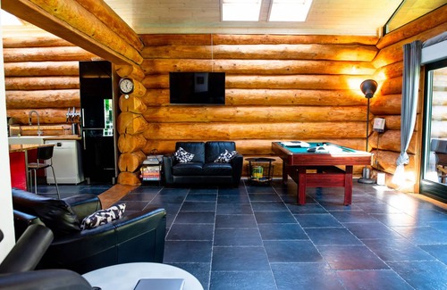Lomnice nad Popelkou Villa | 130 m² Villa ∙ 2 bedrooms ∙ 6 guests
