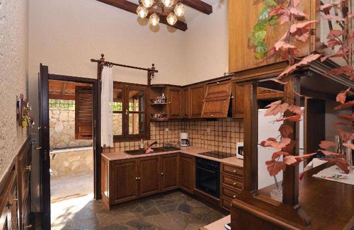 Agii Apostoli Villa | 130 m² Villa ∙ 3 bedrooms ∙ 6 guests