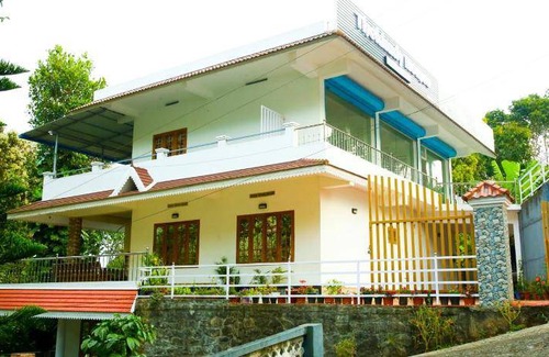 Elappara House | 1300 m² House ∙ 2 bedrooms ∙ 8 guests