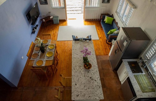 Gordon Town House | 1300 m² House ∙ 1 bedroom ∙ 4 guests