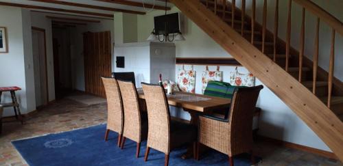 Bugewitz Apartment | 130qm-grosse-Ferienwohnung-am-Naturschutzgebiet-15-Min-bis-zum-Stettiner-Haff-PKW