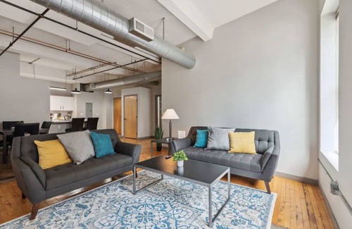Downtown Kansas City Apartment | 131 m² Apartment ∙ 2 bedrooms ∙ 6 guests