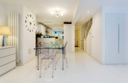 Kensington House | 131 m² House ∙ 3 bedrooms ∙ 8 guests