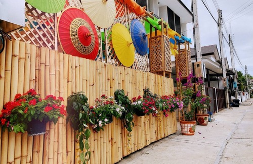 Hai Ya House | 1314C@Sat. Night Market near Old city and Air port /Free pick up for 3 days