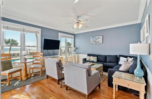 Isle of Palms House | 132 Grand Pavilion