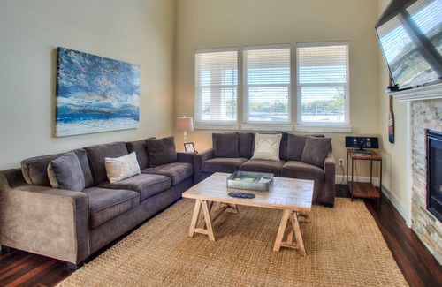 Ocean Shores Cottage | 132 m² Cabin ∙ 3 bedrooms ∙ 9 guests