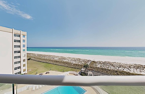 Pensacola Beach Condo | 133 m² Condo ∙ 2 bedrooms ∙ 8 guests