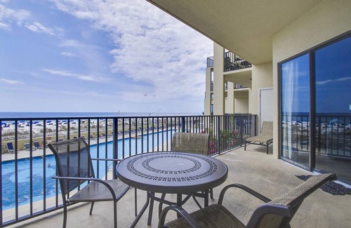 Orange Beach Condo | 133 m² Condo ∙ 3 bedrooms ∙ 10 guests