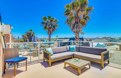Mission Beach House | 133 m² House ∙ 3 bedrooms ∙ 10 guests