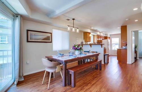 Mission Beach House | 133 m² House ∙ 3 bedrooms ∙ 10 guests