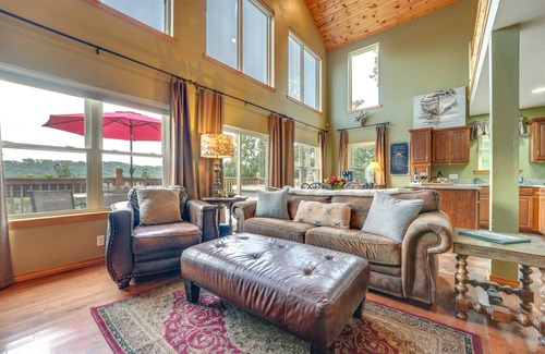 Blue Eye House | 134 m² House ∙ 2 bedrooms ∙ 6 guests