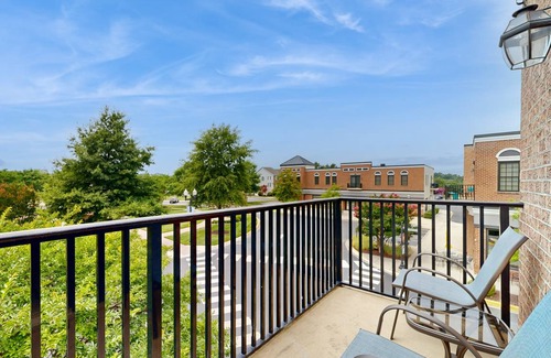 Villages of Five Points Condo | 135 m² Condo ∙ 3 bedrooms ∙ 6 guests