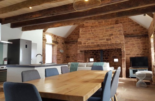 Lanteuil House | 135 m² Gîte ∙ 3 bedrooms ∙ 6 guests