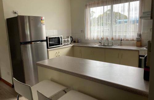 Kingscote House | 135 m² House ∙ 2 bedrooms ∙ 5 guests