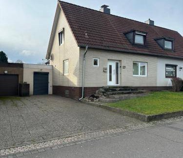 Neumuenster House | 135 m² House ∙ 3 bedrooms ∙ 7 guests
