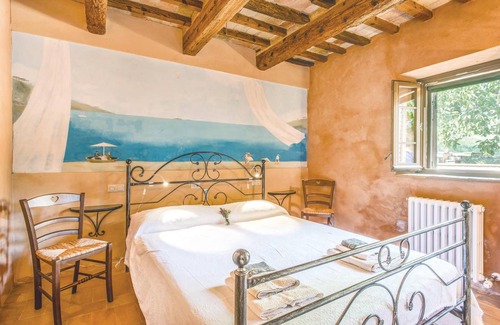 Ostra Vetere House | 135 m² House ∙ 3 bedrooms ∙ 6 guests