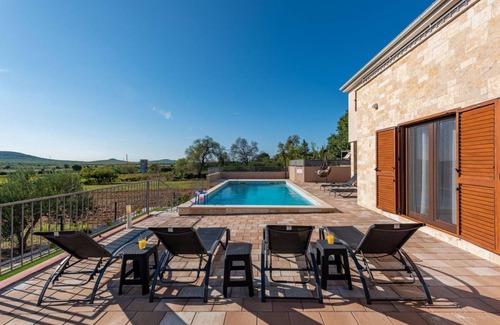 Stankovci Villa | 135 m² Villa ∙ 3 bedrooms ∙ 6 guests