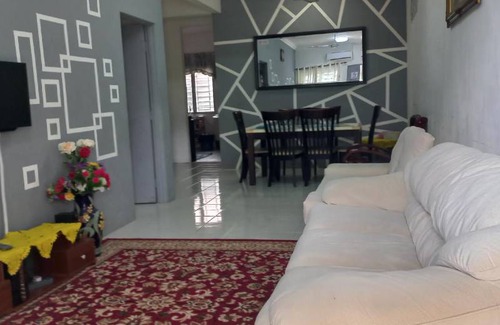 Hulu Selangor House | 1350 m² House ∙ 4 bedrooms ∙ 12 guests