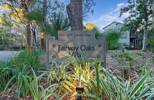 West Beach Village House | 1358 Fairway Oaks