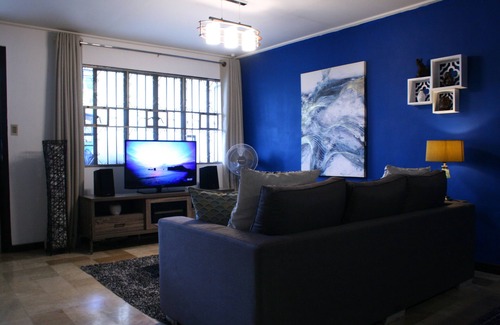 Paranaque House | 135m2 Townhouse near Airport with air conditioning, washing machine, parking