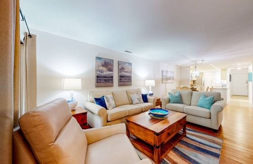 Shipyard Plantation Condo | 137 m² Condo ∙ 2 bedrooms ∙ 8 guests