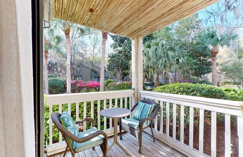 Shipyard Plantation Condo | 137 m² Condo ∙ 2 bedrooms ∙ 6 guests