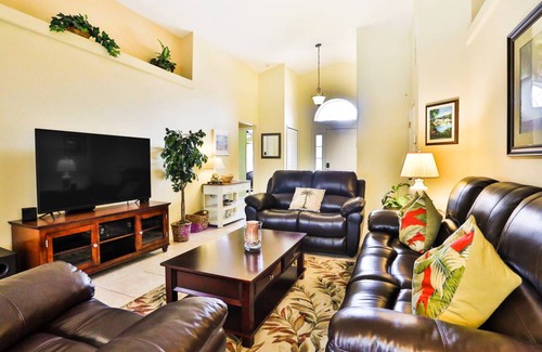 Lake Wilson Preserve House | 137 m² House ∙ 4 bedrooms ∙ 7 guests