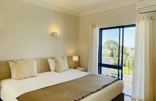 Areias de Sao Joao Cottage | 138 m² Cabin ∙ 2 bedrooms ∙ 6 guests