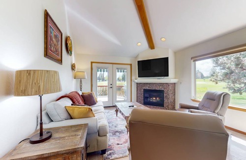 Redmond House | 138 m² House ∙ 3 bedrooms ∙ 6 guests