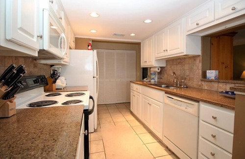 Saint Helena Island Villa | 139 Capt John Fripp Villa - New to VRBO! Resort Access Included!