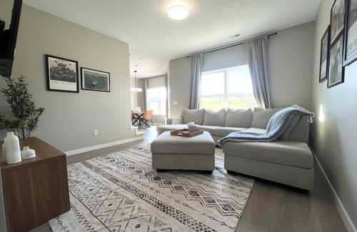 Cedar Falls Apartment | 139 m² Apartment ∙ 3 bedrooms ∙ 1 guest