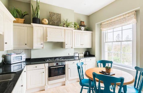 Gloucester Apartment | 139 m² Apartment ∙ 3 bedrooms ∙ 6 guests