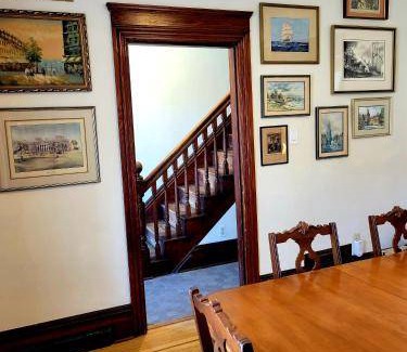 Kirkendall North House | 139 m² House ∙ 3 bedrooms ∙ 10 guests