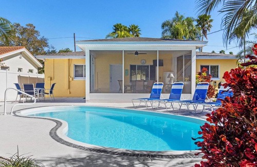 Bay Esplanade House | 139 m² House ∙ 3 bedrooms ∙ 8 guests