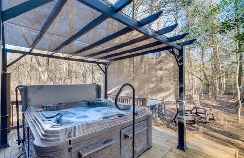 Lake Lure House | 139 m² House ∙ 2 bedrooms ∙ 8 guests