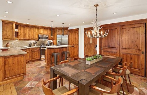 Downtown House | 139 m² House ∙ 3 bedrooms ∙ 6 guests