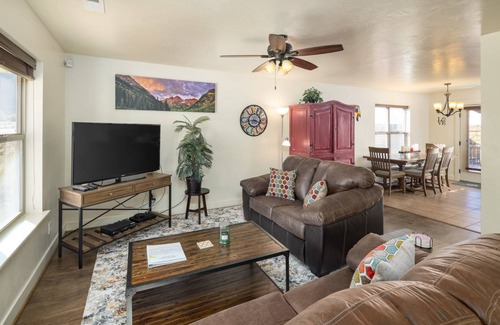 Moab South Valley House | 139 m² House ∙ 3 bedrooms ∙ 8 guests