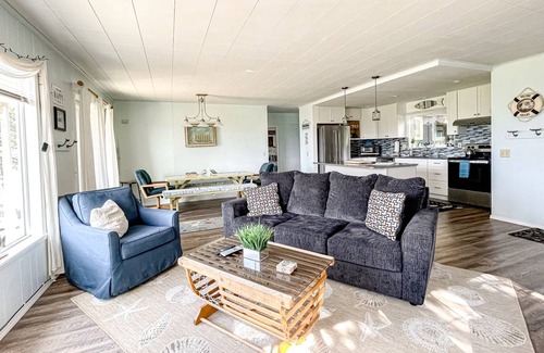 Smith River House | 139 m² House ∙ 3 bedrooms ∙ 8 guests
