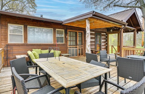 Gilbertsville House | 139 m² House ∙ 2 bedrooms ∙ 8 guests