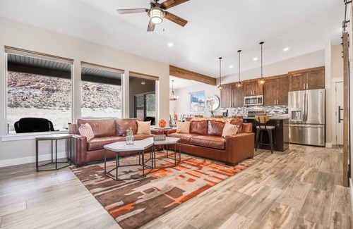 Moab South Valley House | 139 m² House ∙ 3 bedrooms ∙ 10 guests