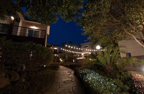 Gangjeong-dong House | 139 m² Motel ∙ 2 bedrooms ∙ 8 guests